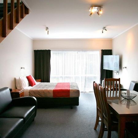 Touchwood Motor Lodge Pukekohe エクステリア 写真