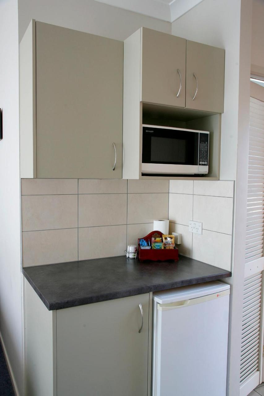 Touchwood Motor Lodge Pukekohe エクステリア 写真