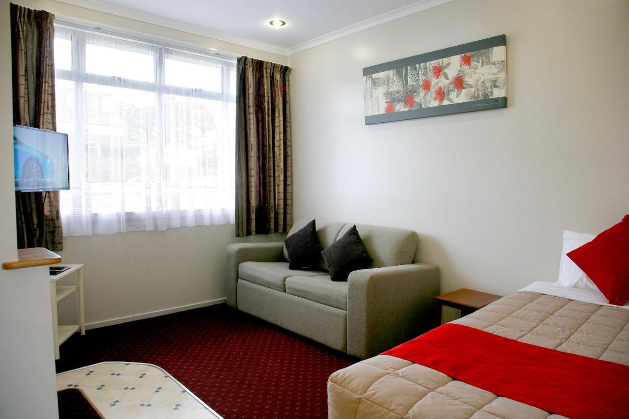 Touchwood Motor Lodge Pukekohe エクステリア 写真